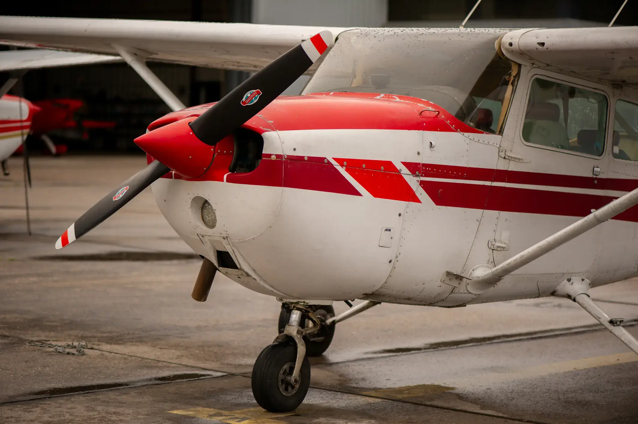 Cessna 172 view from the front